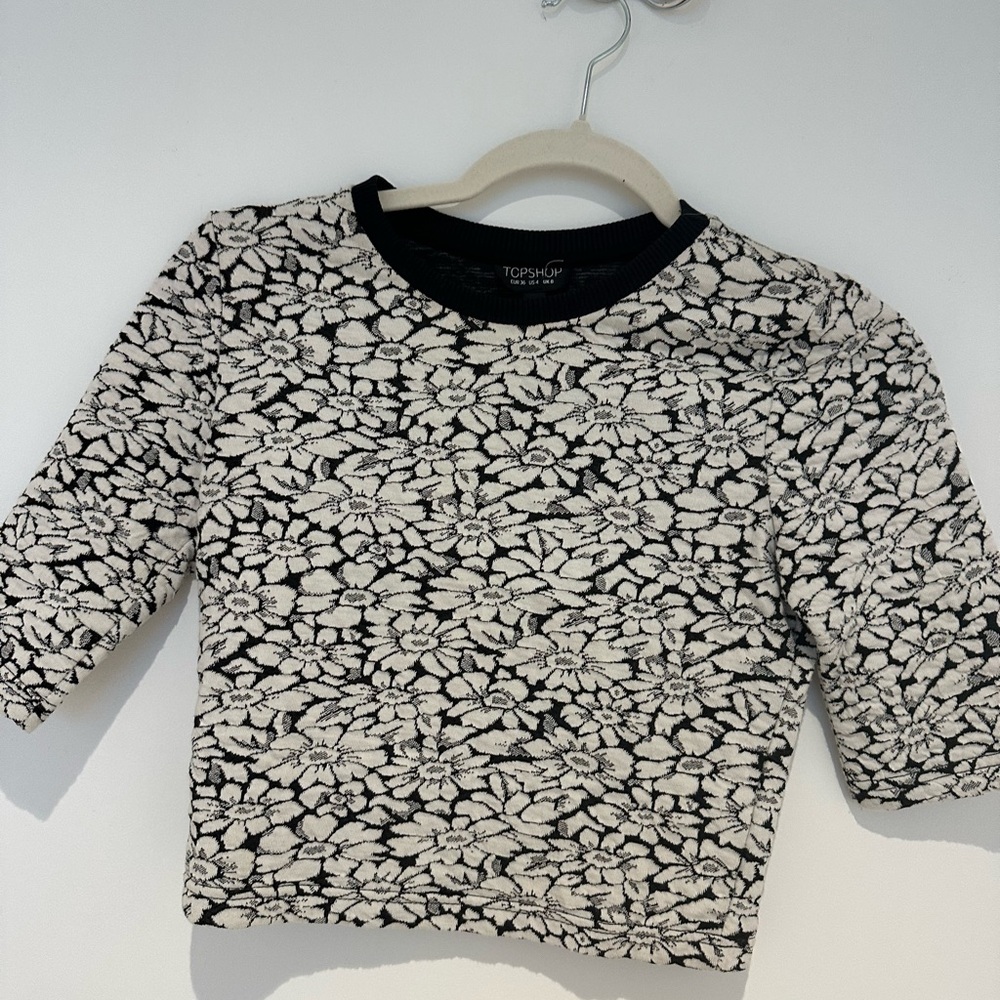 Topshop Monochrome Floral Tee